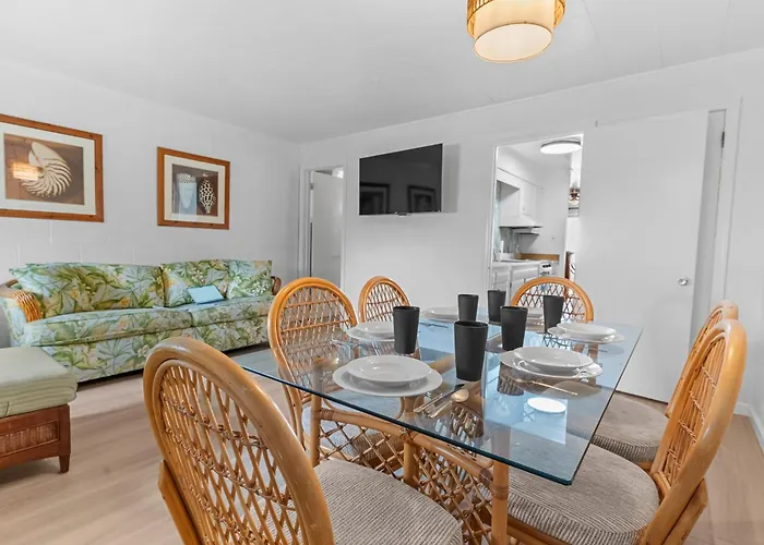 1 Bedroom On The Boardwalk By The Inlet